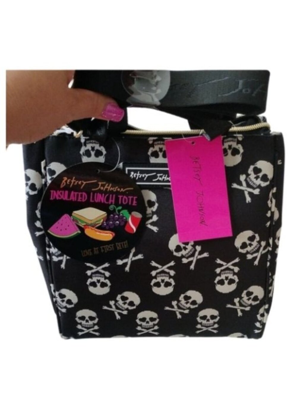 Betsey Johnson Skull + Crossbones Insulated Lunch Bag Purse Crossbody Cooler